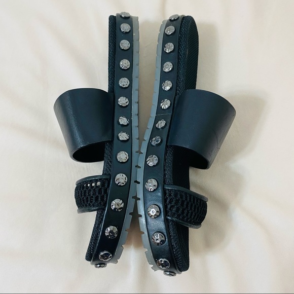 BCBG Black Studded Leather Slip On Sandals Size 6 - Picture 6 of 15